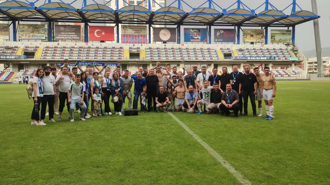 Eflanispor, BAL Play Out maçında Safranboluspor'u 3-1 yenerek Bölgesel Amatör