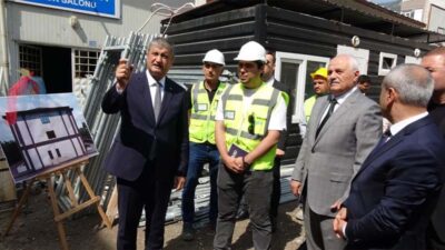 Karabük Valisi Mustafa Yavuz, merkez ve Safranbolu'da hayırseverlerin yaptırdığı okul