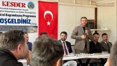 Karabük Belediye Başkanı Özkan Çetinkaya, KESDER tarafından düzenlenen geleneksel bayramlaşma