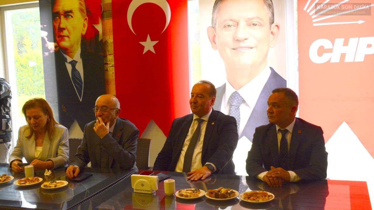 CHP Safranbolu İlçe Başkanı Cumhur Onkardeşler, bayramlaşmada sert konuştu: "Partimize