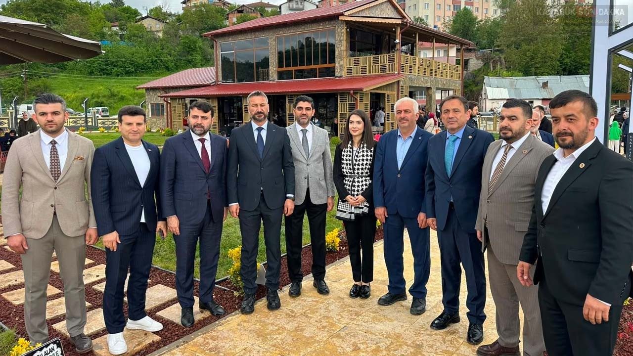 ESKİPAZAR'A YENİ YAŞAM ALANI: MİLLET BAHÇESİ DUALARLA AÇILDI 1 ESKİPAZAR'A YENİ YAŞAM ALANI: MİLLET BAHÇESİ DUALARLA AÇILDI