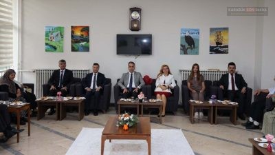 Karabük Valisi Oktay Çağatay ve eşi Hande Çağatay, Kurban Bayramı'nda