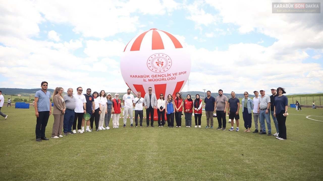 EFLANİ'DE GENÇLİK VE SPOR FESTİVALİNE YOĞUN İLGİ 1 EFLANİ'DE GENÇLİK VE SPOR FESTİVALİNE YOĞUN İLGİ
