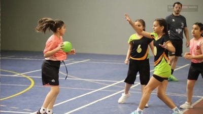 Karabük’te düzenlenen Okul Sporları Minik Kızlar Hentbol İl Birinciliği sona