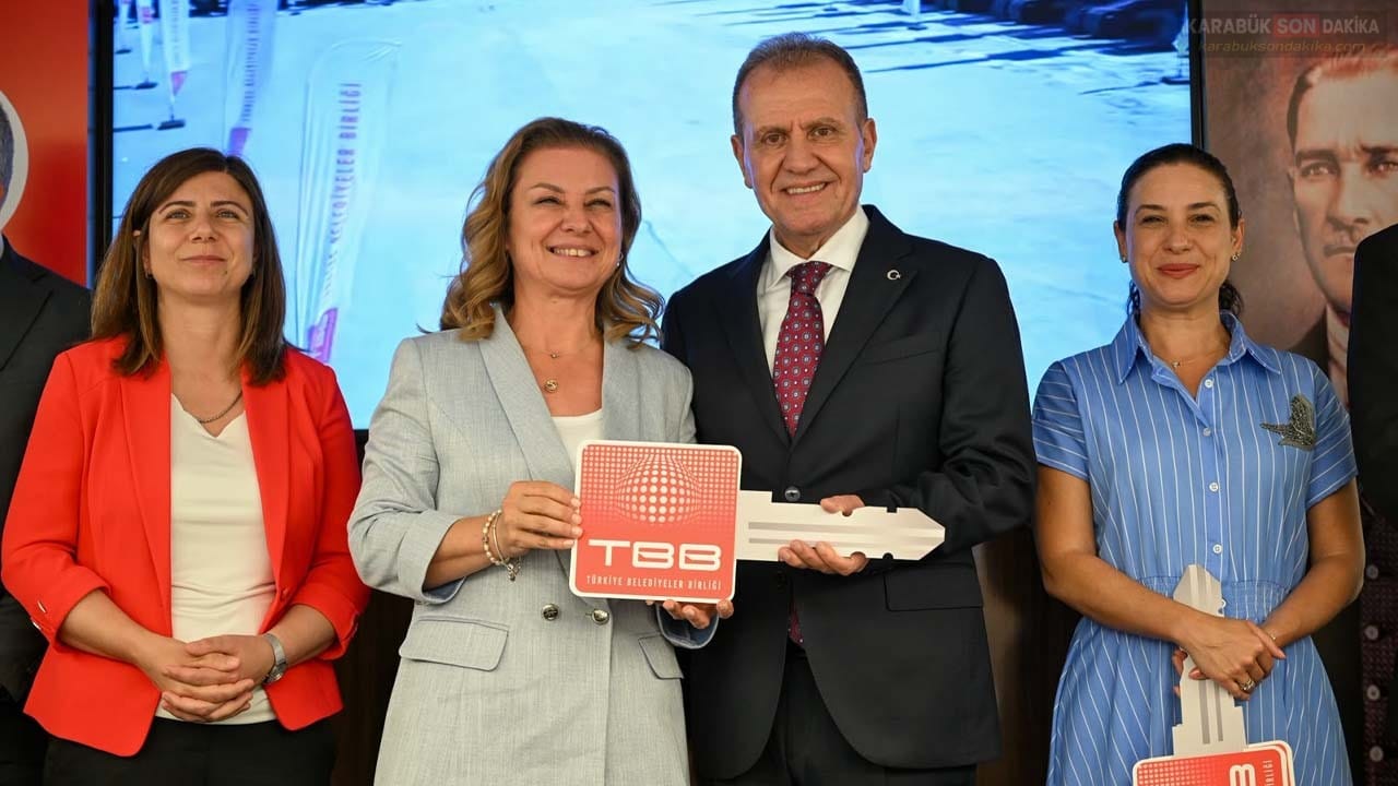 Türkiye Belediyeler Birliği tarafından Safranbolu Belediyesine tam donanımlı vidanjör hibe