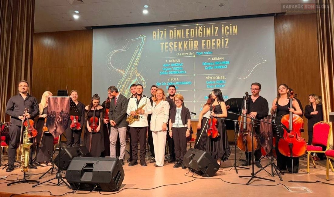 SAFRANBOLU’DA MÜZİK ZİYAFETİ: SAHNE SANATÇILARIN OLDU Safranbolu'da Şef Yaşar Arslan yönetimindeki orkestra, müzikseverlere saksafonun güçlü tınılarıyla