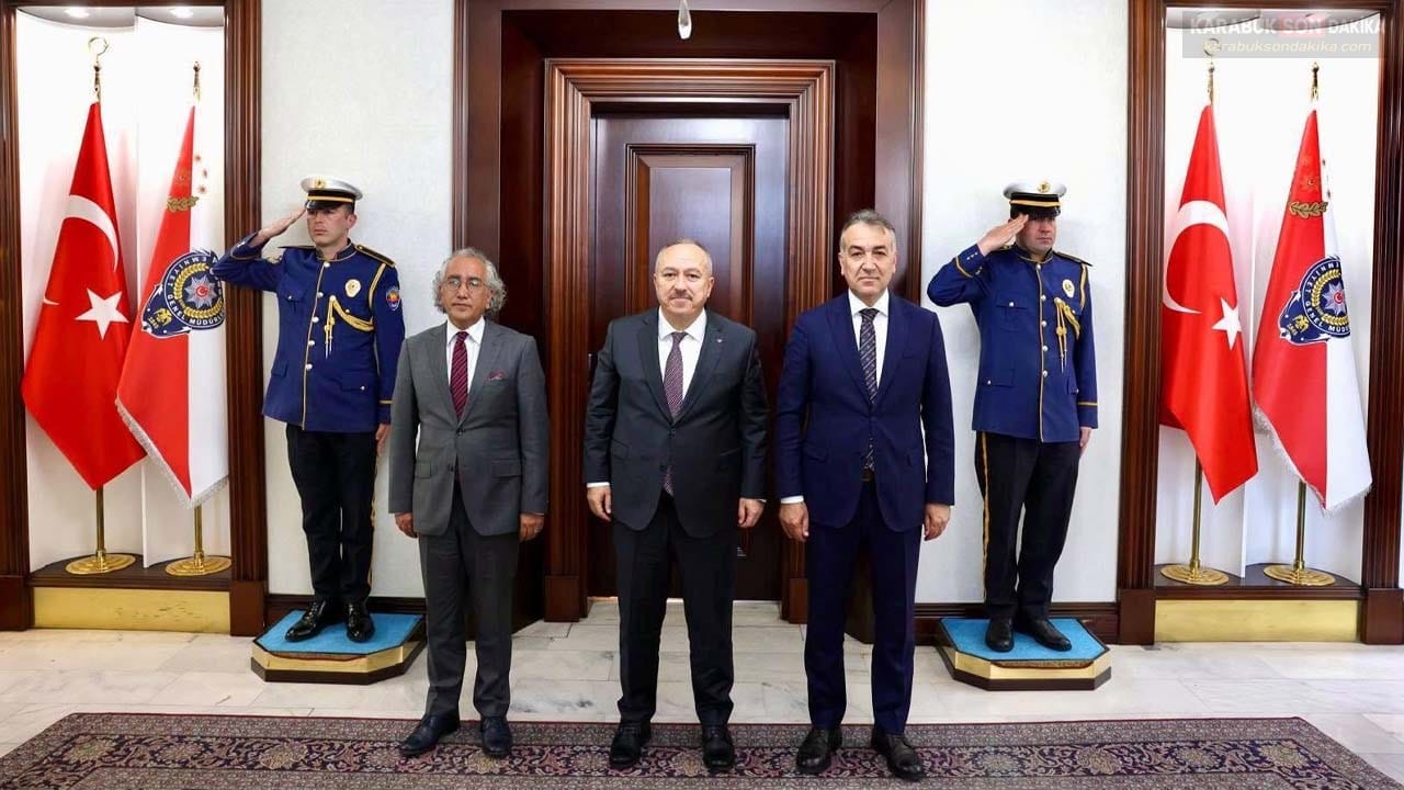 VALİ ÇAĞATAY’DAN EMNİYET GENEL MÜDÜRÜ FİDAN’A ZİYARET 1 VALİ ÇAĞATAY’DAN EMNİYET GENEL MÜDÜRÜ FİDAN’A ZİYARET