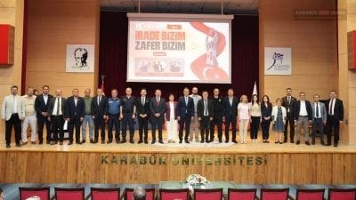 Karabük Üniversitesi’nde düzenlenen panel ve sergi programında, 15 Temmuz Demokrasi