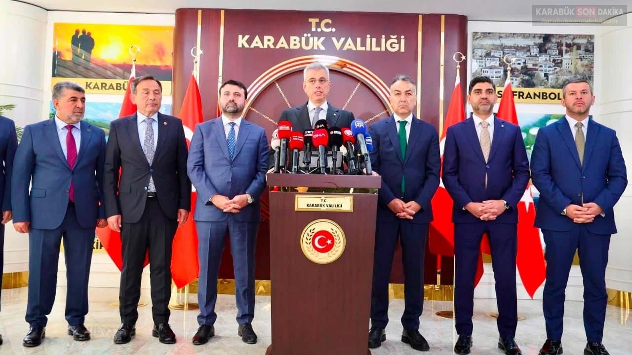 BAKAN MEMİŞOĞLU'NDAN KARABÜK'E YENİ HASTANE MESAJI