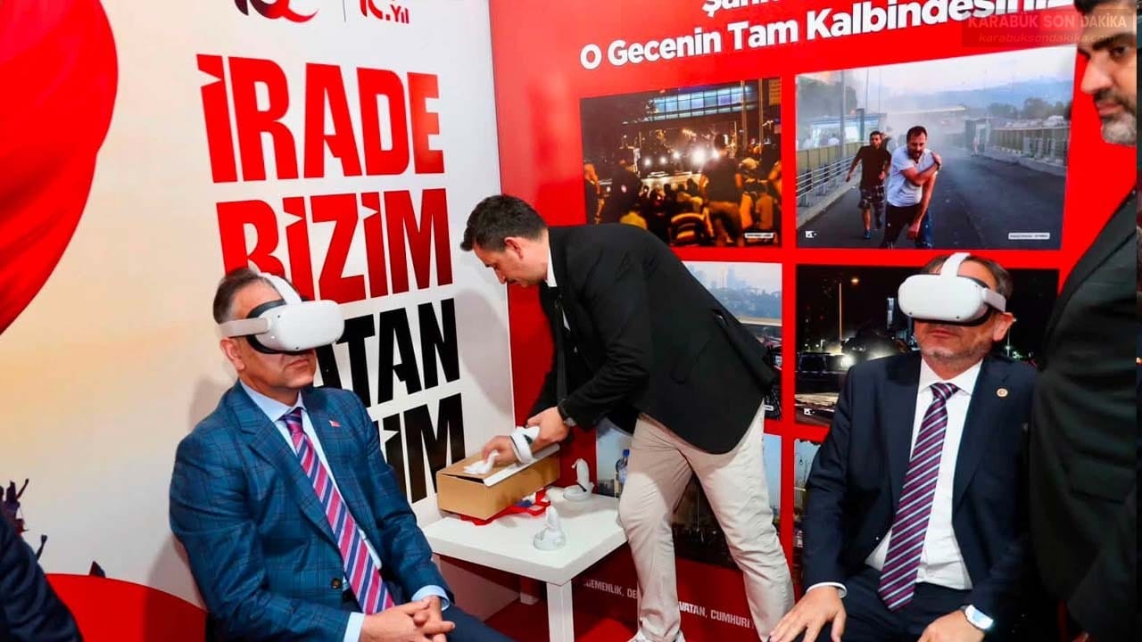 OKTAY ÇAĞATAY 15 TEMMUZ ANMA MERKEZİ'NDE: DEMOKRASİ DESTANI YENİDEN HATIRLANDI 1 OKTAY ÇAĞATAY 15 TEMMUZ ANMA MERKEZİ'NDE: DEMOKRASİ DESTANI YENİDEN HATIRLANDI