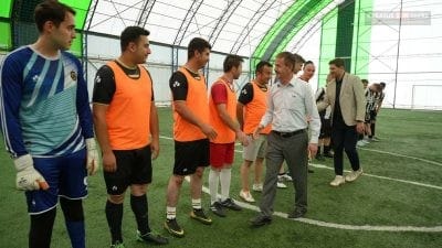 Ovacık'ta kurumlar arası futbol heyecanı başladı. Kaymakamlık öncülüğünde düzenlenen turnuvanın