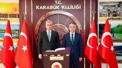 SAĞLIK BAKANI MEMİŞOĞLU KARABÜK’TE Sağlık Bakanı Prof. Dr. Kemal Memişoğlu, Karabük programı kapsamında Valiliği