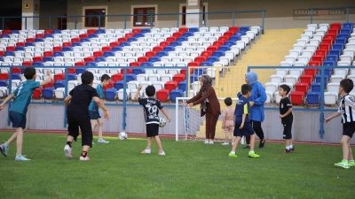 Karabük Necmettin Şeyhoğlu Stadyumu, aileleri ve çocukları sporun birleştirici gücüyle
