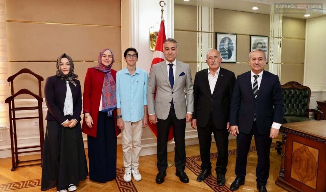 VALİ ÇAĞATAY, LGS ŞAMPİYONU HASAN NURİ ŞİMŞEK’İ AĞIRLADI LGS 2026'da 500 tam puan alarak Türkiye birincileri arasında yer