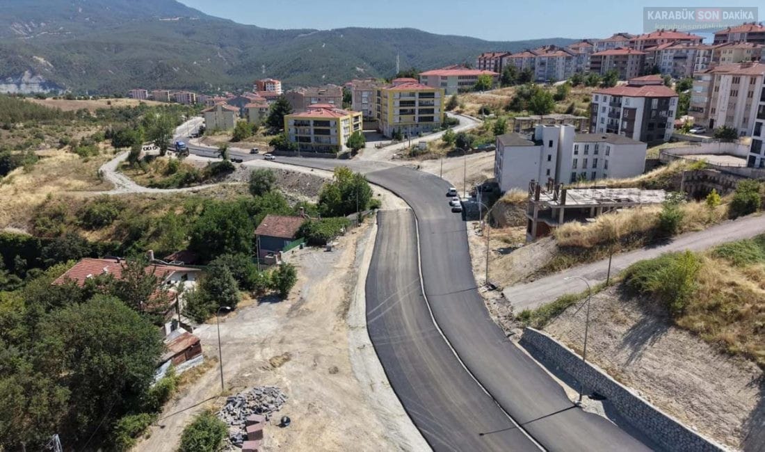 100. YIL MAHALLESİ’NDE YENİ DÖNEM! 1010. CADDE TRAFİĞE AÇILDI Karabük Belediyesi, 100. Yıl Mahallesi 1010. Cadde'de tamamladığı altyapı ve