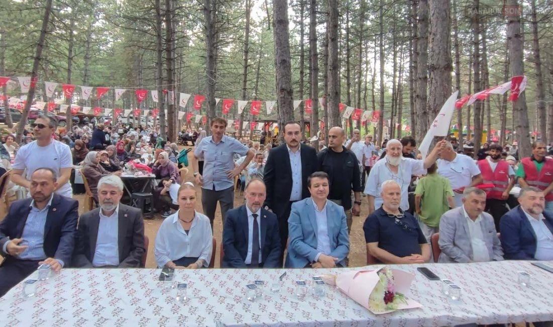 Safranbolu Belediye Başkanı Elif Köse ve beraberindeki belediye heyeti, Saadet