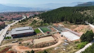 Karabük'te yapımı süren spor tesisleri ve yurt projelerinde çalışmalar hız