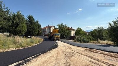 Safranbolu Belediyesi, kendi ürettiği agregaları kullanarak kent genelinde asfalt çalışmalarını