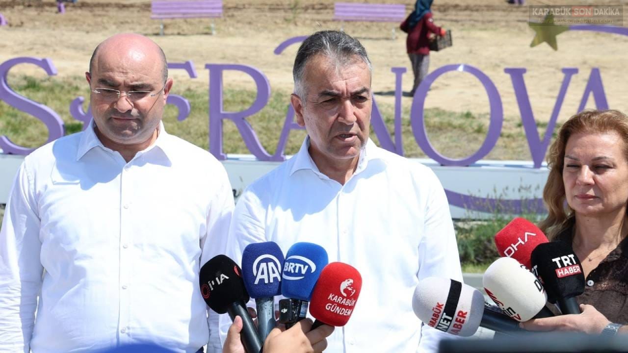 SAFRANOVA’DA SAFRAN SOĞANLARI TOPRAKLA BULUŞTU 1 SAFRANOVA’DA SAFRAN SOĞANLARI TOPRAKLA BULUŞTU